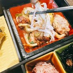 まるみ食堂 - まるみ定食  ¥990  鶏と野菜のオイル焼き  アップ