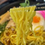 はんぺいcafeアマミク魚歳別館 - 麺リフト