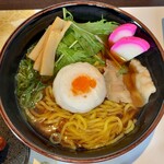 はんぺいcafeアマミク魚歳別館 - 中華そば