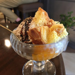 ジェラテリア アクオリーナ - アプリコット フィオル（800円）