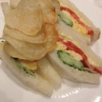 Be-Kari Te-Buru - ふわふわたまごのサンドイッチ（700円）