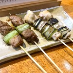 石垣島 炭火焼牛串&ホルモン ふじた - 