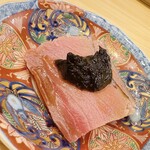 虎ノ門 鮨玄 - メジマグロの塩たたき（自家製海苔の佃煮添え）