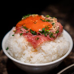 #ヒロキヤ新宿 - 吉ノ家じゃない牛皿と追加のライス