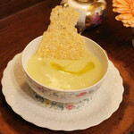 ポワロ 西洋ねぎ 舞茸のラビオリ