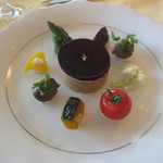 前菜（フォアグラのフォンダン）