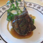 クイーン・アリス - 肉のメイン（子羊）