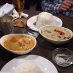 オーキッド 池袋西口店 - マッサマンカレー＆グリーンカレー