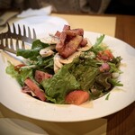 Pizzeria LUMEN - ■シンプルなグリーンサラダ 特製ドレッシングで ￥1.210