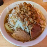 マシマシらーめん物語はここから始まるのだ。 九産大前店 - ラーメン1000円ヤサイ・ニンニク・アブラマシ