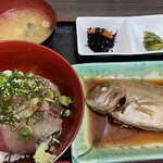 お食事処 鮮魚商 魚てつ - 