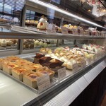 Patisserie Ravi - ショーケース