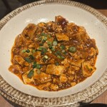 鉄板中華 青山シャンウェイ 神楽坂店 - 四川風麻婆豆腐