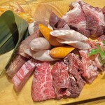 一枚焼肉 ソーセージ にくひろ 三ノ宮店 - 