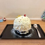 京氷ゆきみ庵 - サンタの雪の散歩道