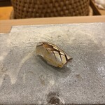 すし処 睦月 - 小肌