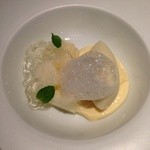 レストラン リューズ - 新潟県産のルレクチエ