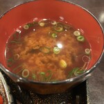お食事処　萬揚げとん福天 - 味噌汁(赤だし)❗️