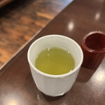 お食事処　萬揚げとん福天 - お茶❗️