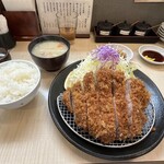 とんかつ 和栗 - 