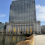 明治安田CAFE 丸の内 - 