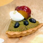ペコリーノアンテラス - 黒豆と抹茶のタルト　美味しい。