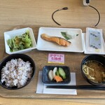 カフェ ウエスト 麦野店 - 