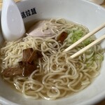 ラーメン 吉林 - 塩ラーメン¥500+大盛¥100(取分け後失敬)