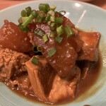 寿司まる辰 金山店 - まぐろのどて煮