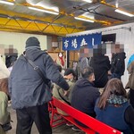 市場寿し - １階2階と席があり、人数多くても回転が早い（大体30分位で入れました）