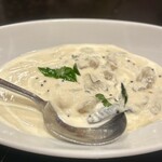 Indian Street Food & Bar GOND - 旬のカキカレー