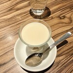 焼肉 ジャンボ - コーヒーブラマンジェ