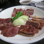 焼肉鴻漸 - Aセット２５５０円税別