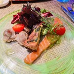 ルフージュ - 本日のオードブル盛り合わせ　肉厚サーモンに九条ネギのキッシュ、砂肝のコンフィ美味しすぎる！