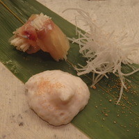 山城屋庄蔵 - 真鱈の昆布締め 根セロリを巻いて
                聖護院蕪の剣 白子の泡 鱈子パウダー