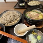 そば芳 - 炎の器で食べる、鴨汁つけそば。二八。¥2,200円(二八なのに、、、笑笑)