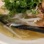 鶏ガラ醤油らーめん じゅうじせい - 白醤油まぐろ節らーめん