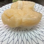 市場寿し - 分厚いホタテ