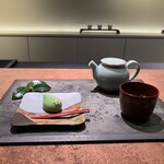 一笑 - 上生菓子と加賀棒茶のセット（1,540円）