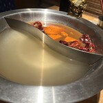 水炊き吟醸もつ鍋 由乃 - 