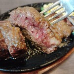 Steak134 - ステーキ（食べる直前）