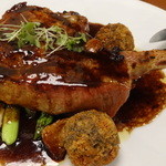 MW Restaurant - Pork chop