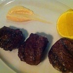 The Cut Bar & Grill - いくつかのお肉をシェアすると良いかもしれませんが