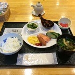 高崎ビューホテル - こうやって配膳★