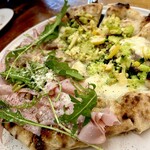 ピッツェリア パーレンテッシ - ハーフ&ハーフ