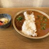 カレーショップ フェンネル - バターチキン・あいがけキーマ