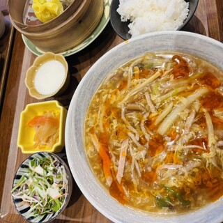 口コミ一覧 : 紫藤花 （シトウカ） - 丸太町（京都市営）/中華料理