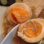 ケンチャンラーメン - 煮卵クン