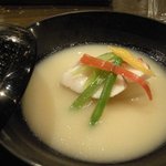 神戸座屋 - 「お椀」（金目鯛と聖護院大根の粕汁）