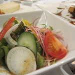 アバ - 季節の野菜サラダ